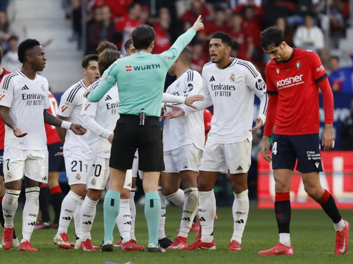Bellingham is sent off